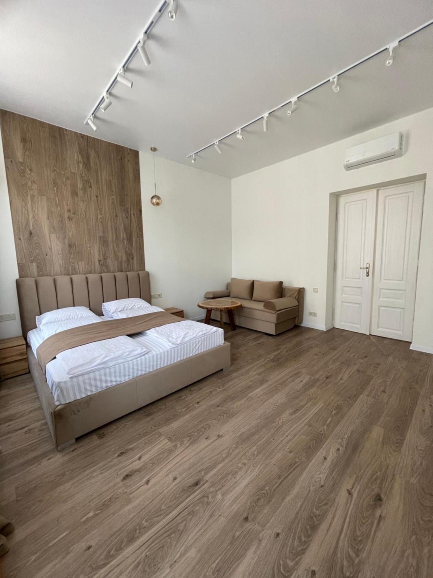 Тиктора, 3 Центр Apartman Lviv Kültér fotó